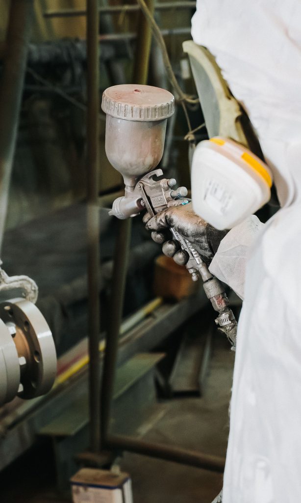Inspeção e controle de qualidade no processo de jateamento e pintura